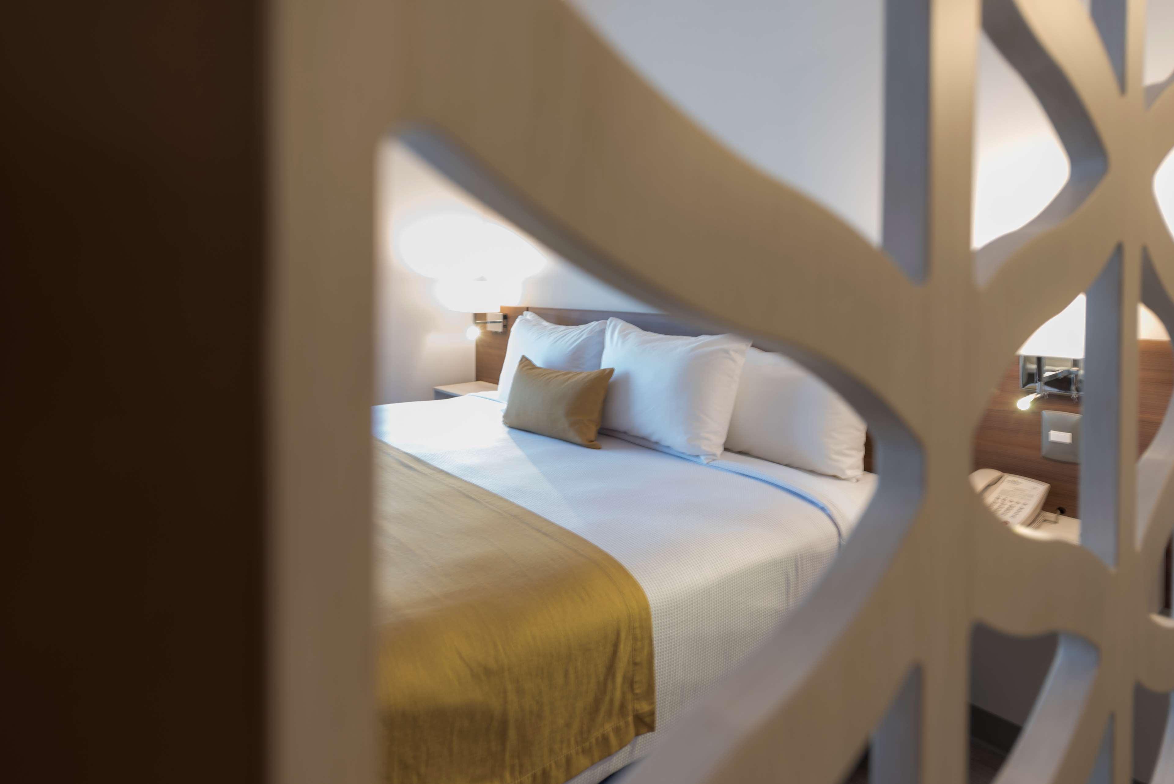 Microtel Inn & Suites By Wyndham San Luis Potosí Esterno foto