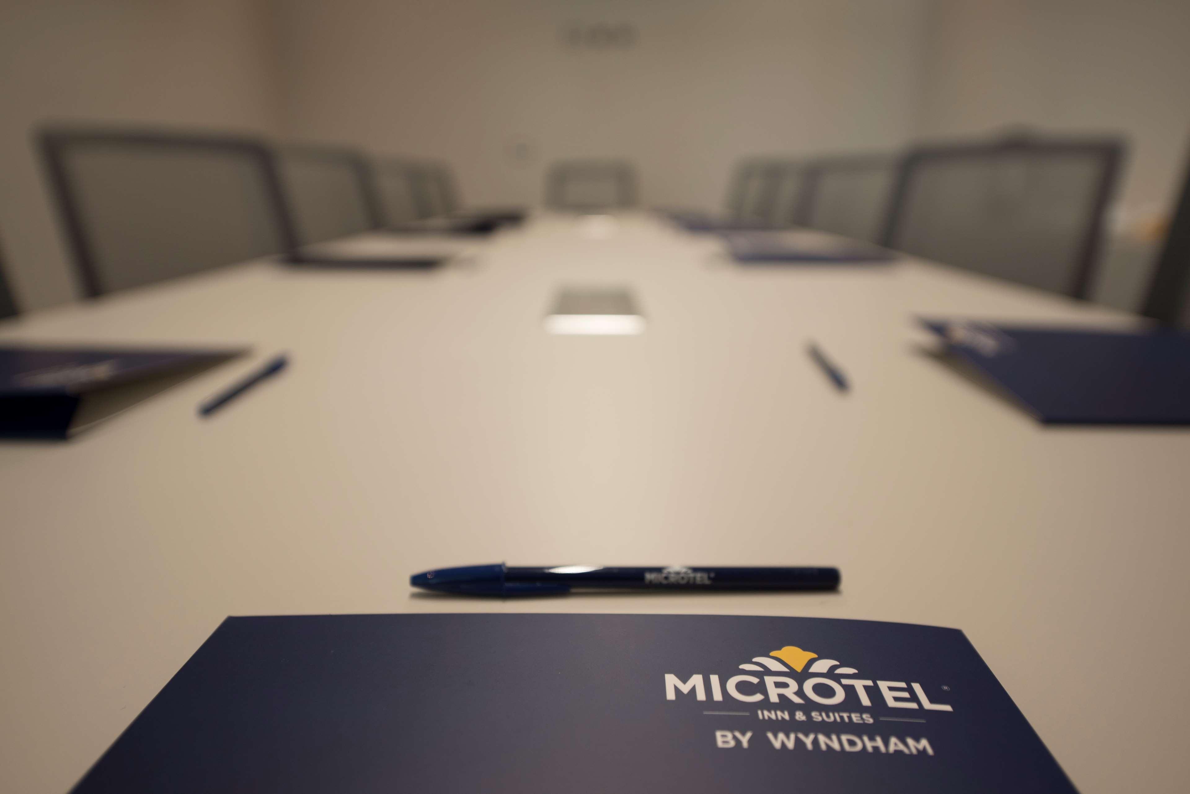 Microtel Inn & Suites By Wyndham San Luis Potosí Esterno foto